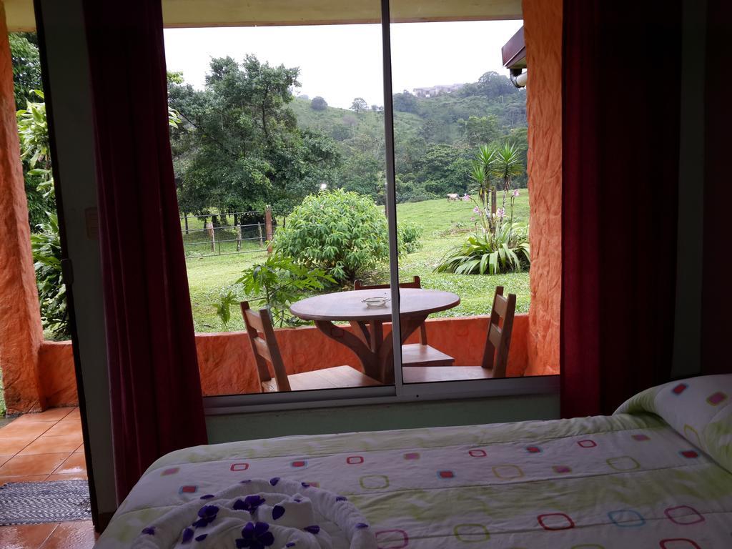 Cabinas Los Guayabos Hotel La Fortuna Pokój zdjęcie